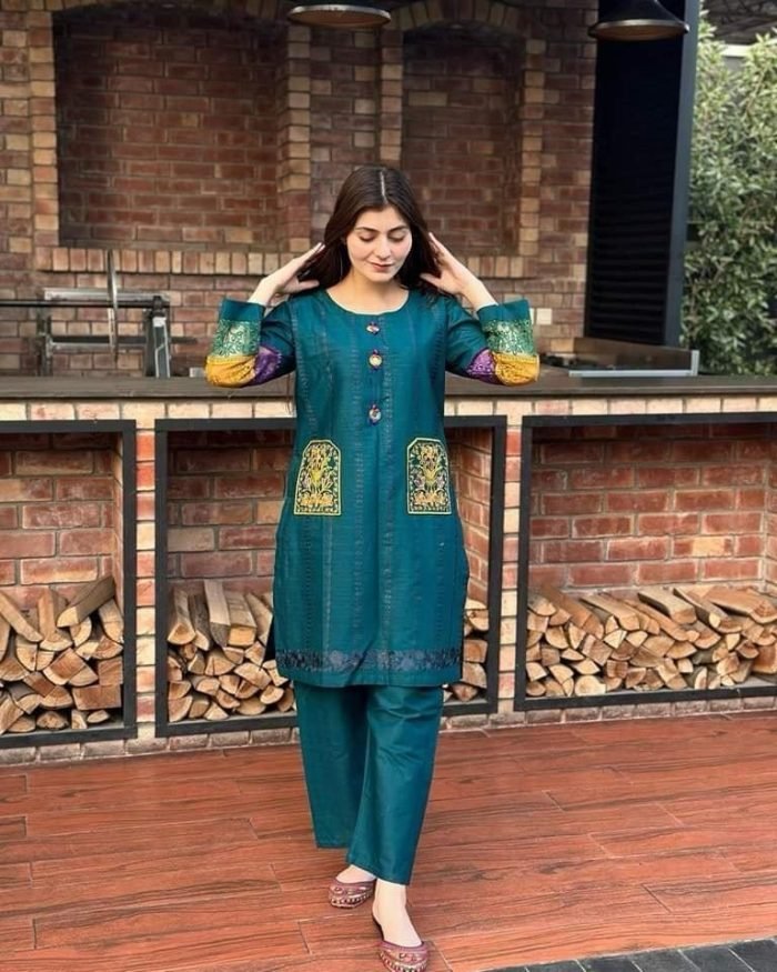 Chic Cotton Pocket Style Chikankari 2-Piece Suit